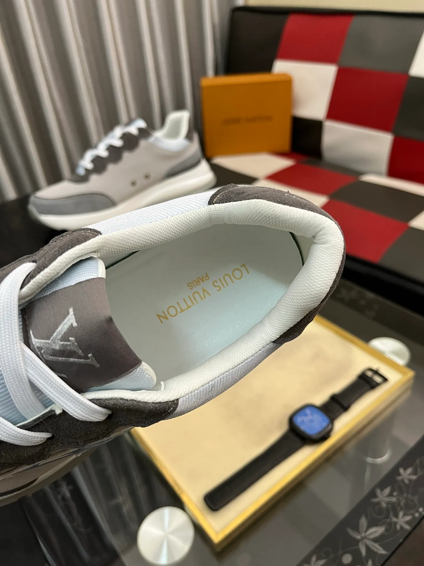 Men's Men's Shoes 💰: 438⌚️⌚️LV Louis Vuitton. The latest fashionable casual shoes are popular in physical stores. New spring and summer comfortable imported custom original cowhide, unique jacquard fabric element design. With sheepskin lining, Lv original bottom, [sun][sun] high-end packaging and high quality💪Details determine the quality, you can enter and leave the counter at will, welcome to compare🇮🇹Number of sizes 38-442️⃣colors available